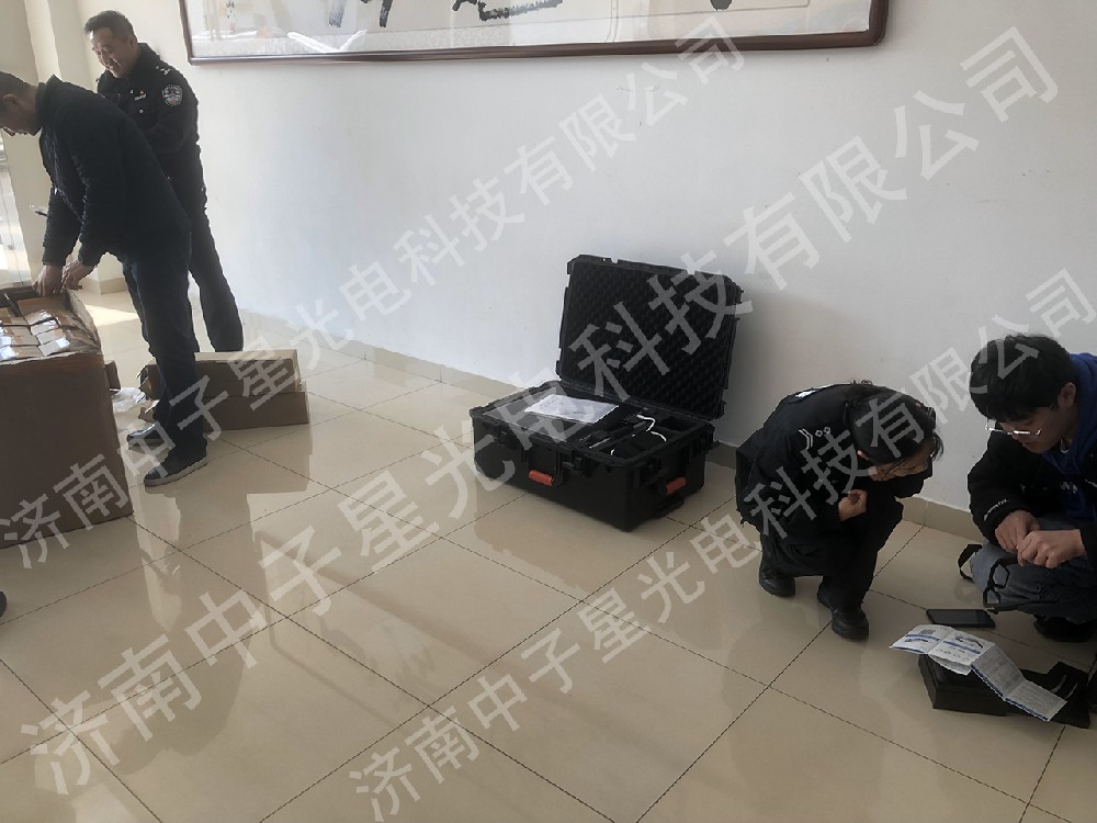 特警支隊培訓-便攜式X光機