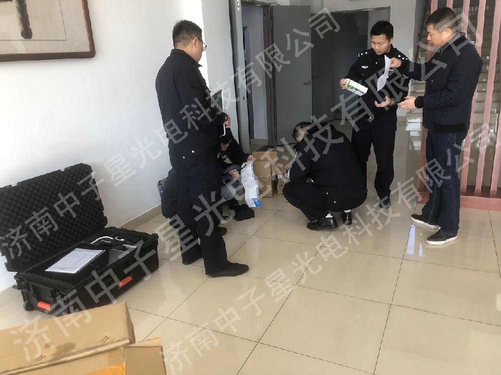 特警支隊培訓-便攜式X光機